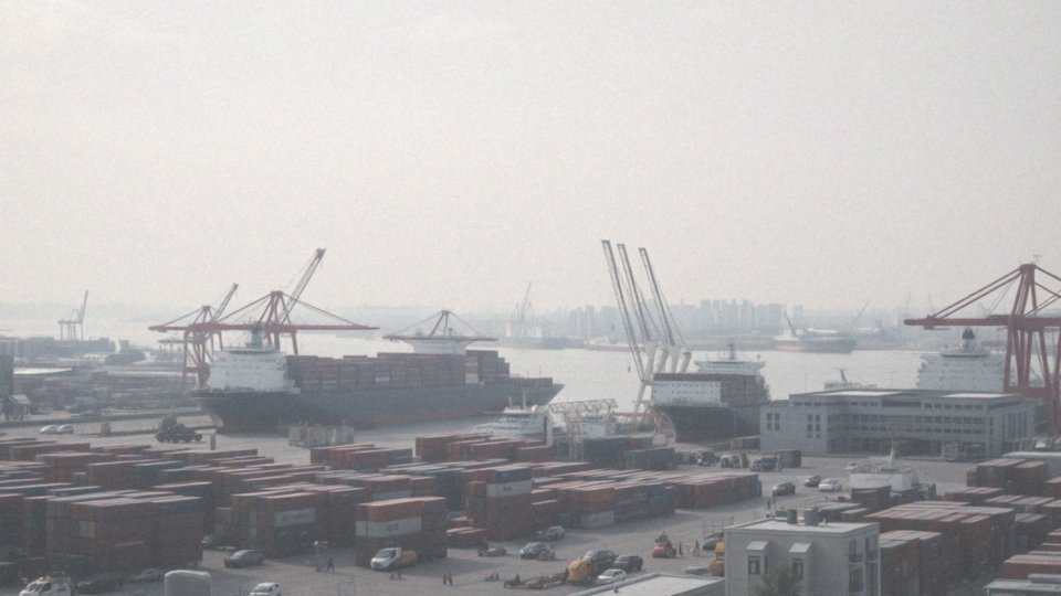 Jak transport morski wpływa na globalny handel?